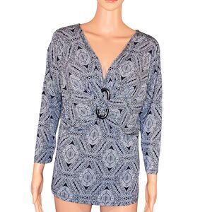 Ellen Tracy Fitted Blouse Cinch Waist V Neckline 3/4 Sleeve SZ L Diamond Pattern